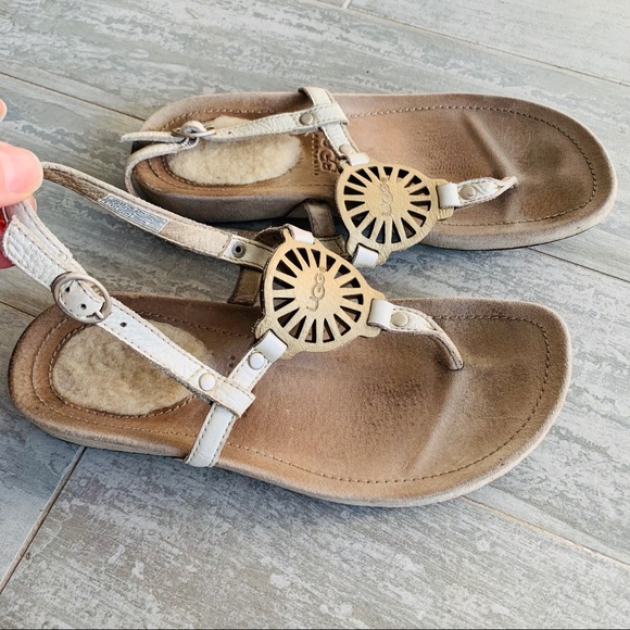 UGG Halendi Sheepskin Heel Puff Genuine Leather Flats Open Toe Sandals Shoes - Picture 5 of 16